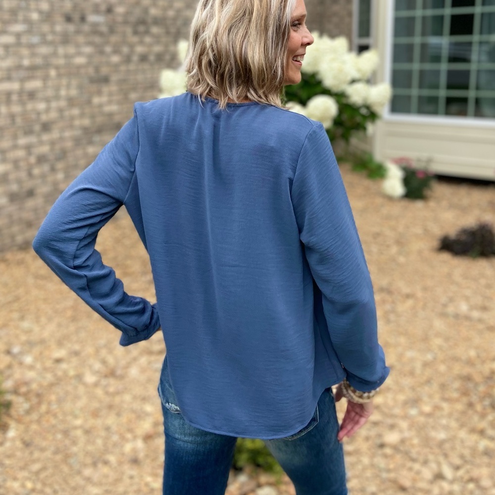 Stylish Splendor Top - Picture 4 of 7